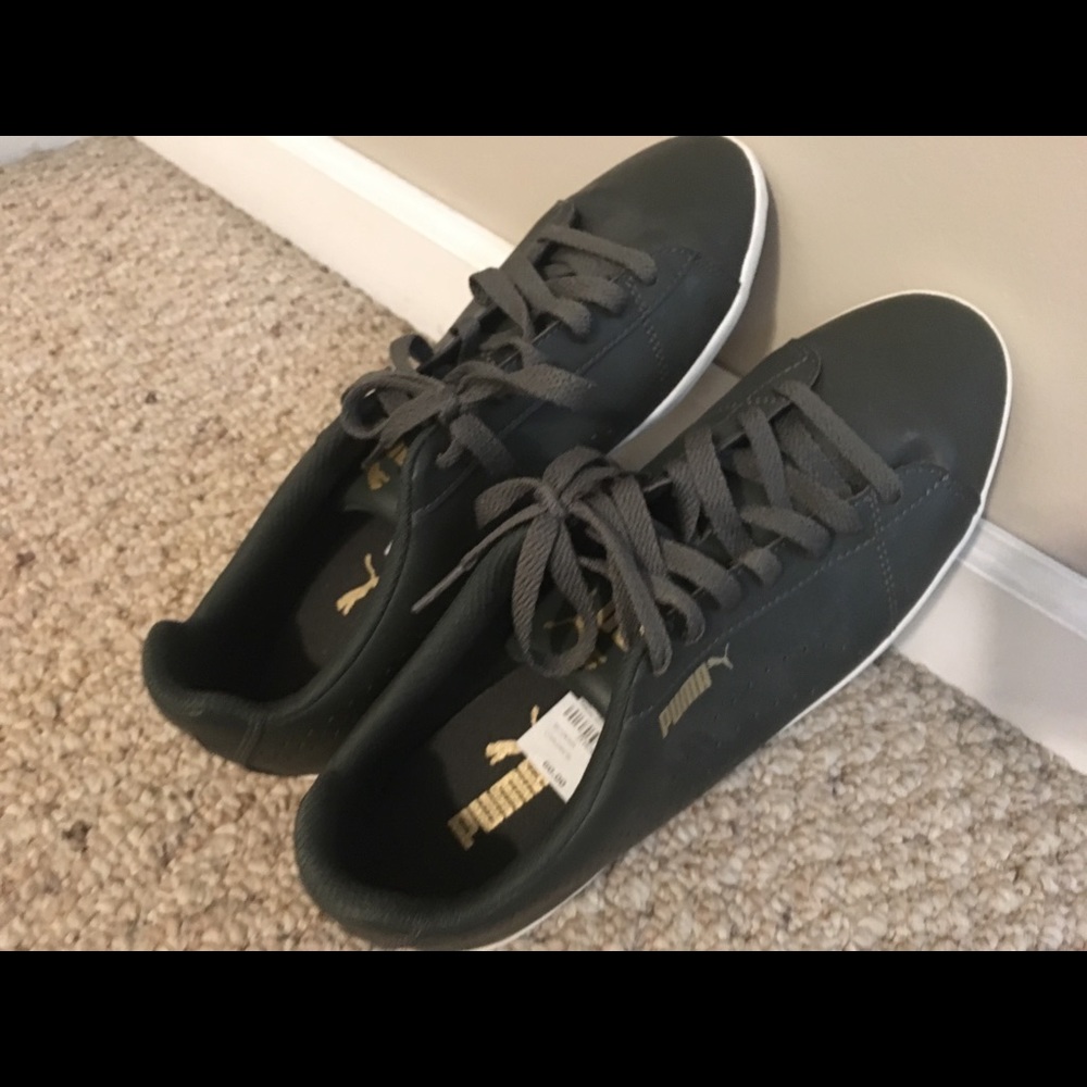 Puma - Picture 3 of 3